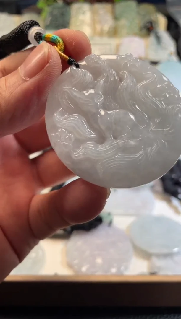 颈饰未镶嵌翡翠11/15/119