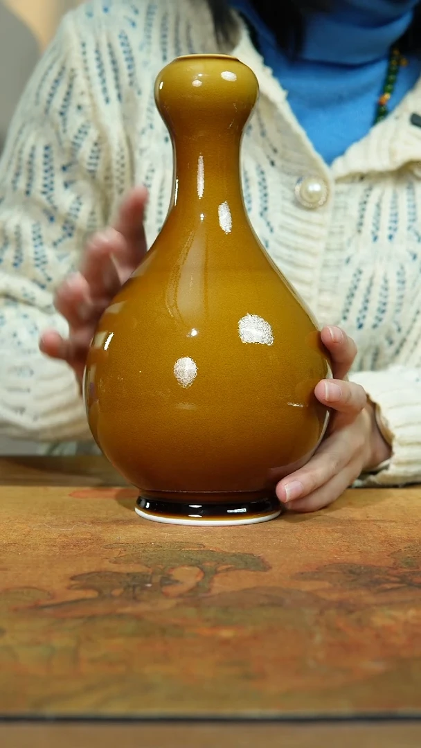 瓷片鸡油黄手工蒜头瓶景德镇上庄陶瓷上庄陶瓷