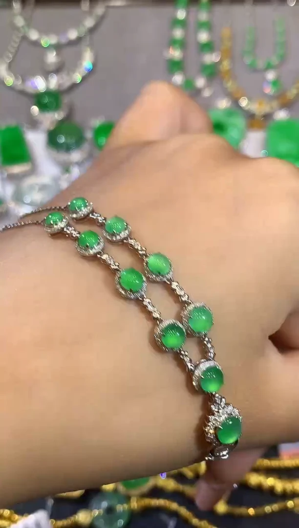 套链18K金镶嵌翡翠多样性发其一