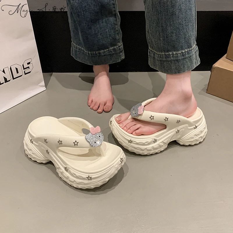 【万达撤柜】厚底增高人字拖鞋女夏季外穿2025新款设计感洞洞鞋小个