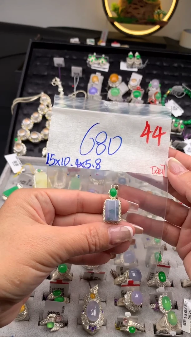 【闪购商品】定制翡翠未镶嵌毛货需精细抛光拍一发一