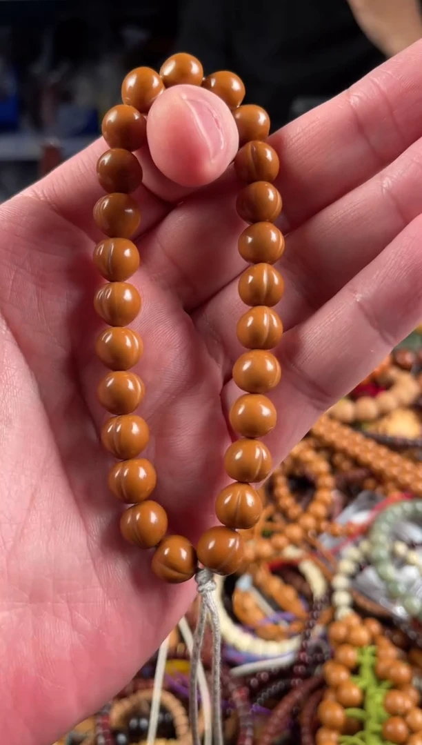 手串猴头核桃王胖子文玩工作室屁桃1.0左右