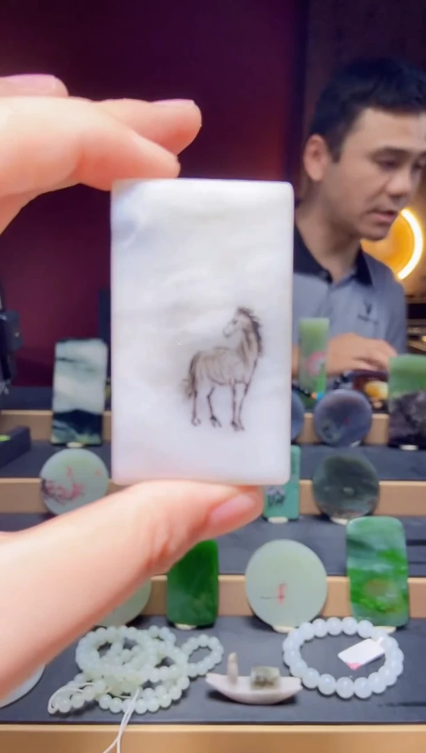 颈饰未镶嵌和田玉yc