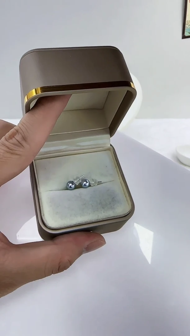 铂Pt900镶嵌海水珍珠DA珍珠耳饰6-7 y216