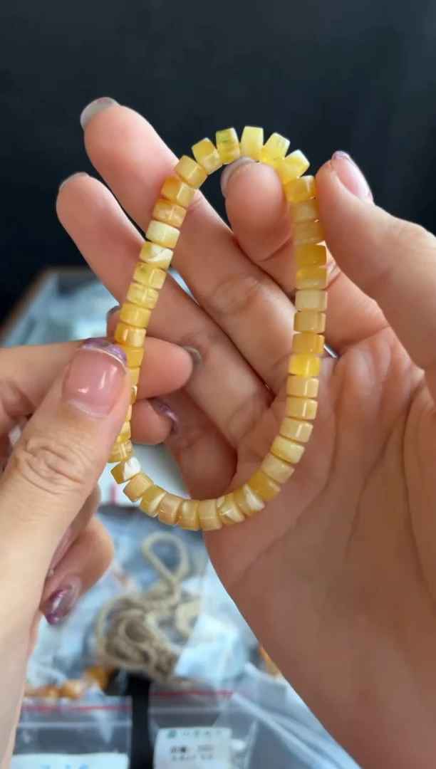 蜜蜡颈饰未镶嵌791买断