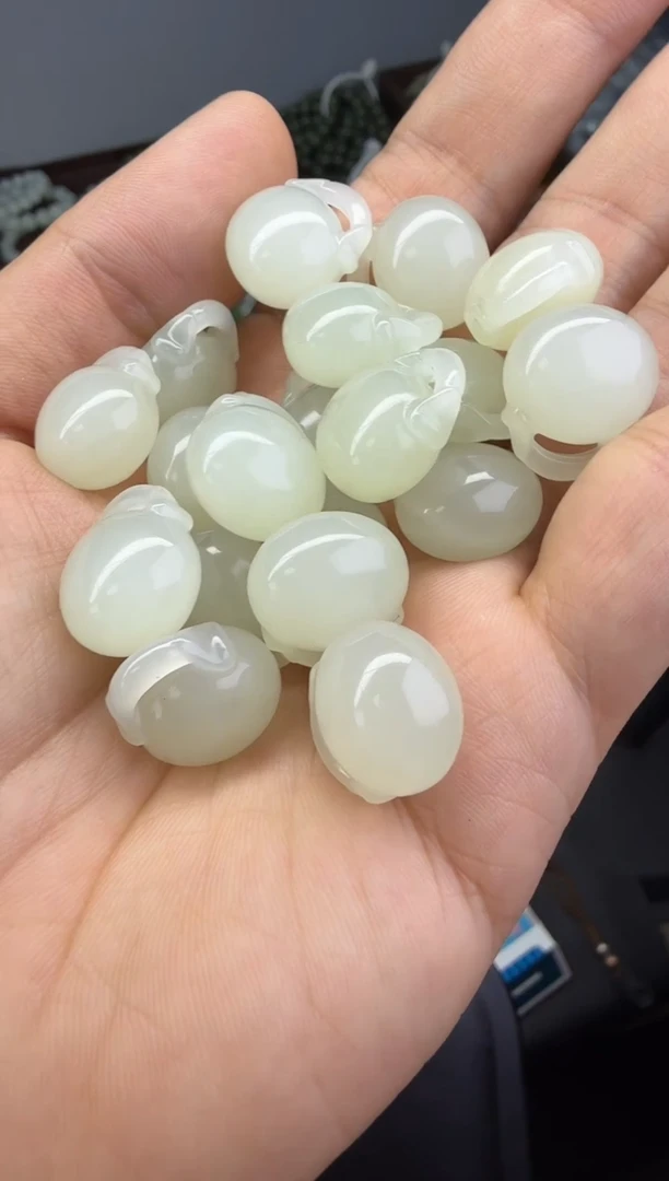 和田玉未镶嵌颈饰15（拍一发其一，多样性发货。）