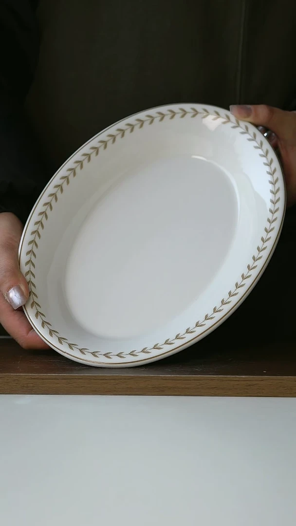 【闪购商品】陶瓷月桂棕椭圆盘26cm@4-2@