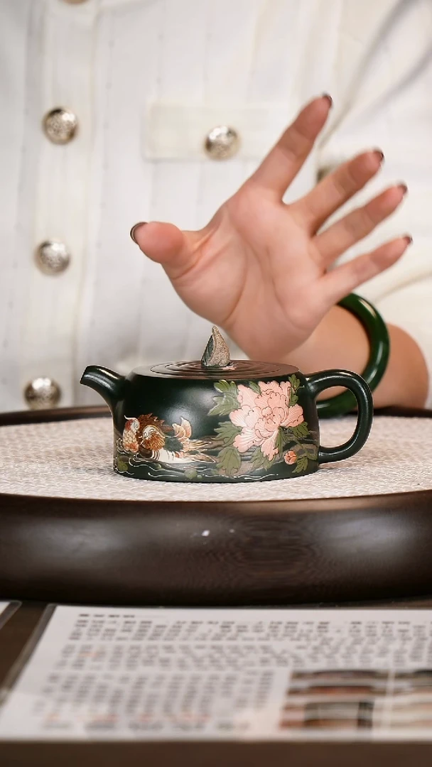 茶壶紫砂【杨建英】绿泥鸭先知   230CC