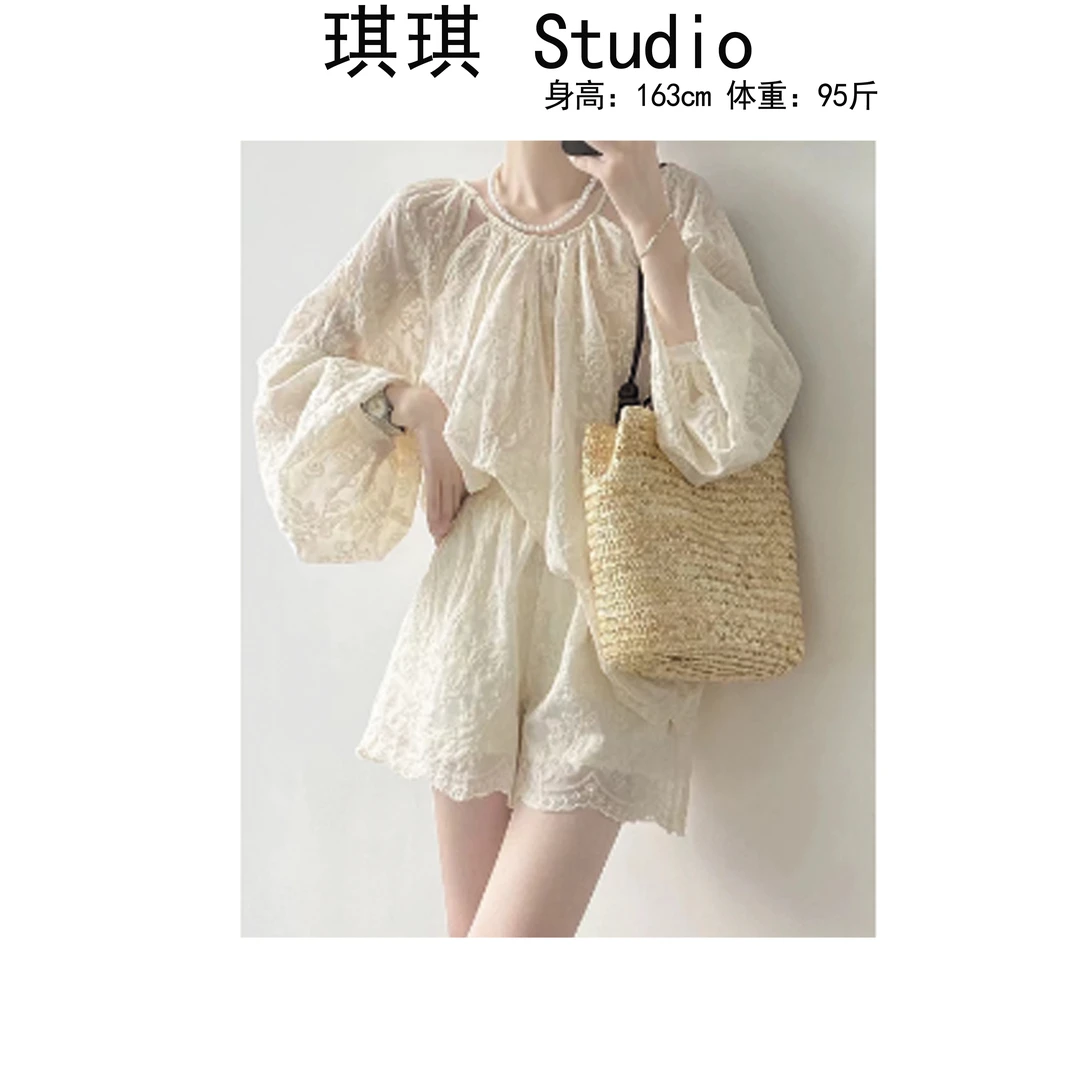 《琪琪家》夏季新款轻奢高级舒适亲肤提花上衣短裤减龄两件套2506-O