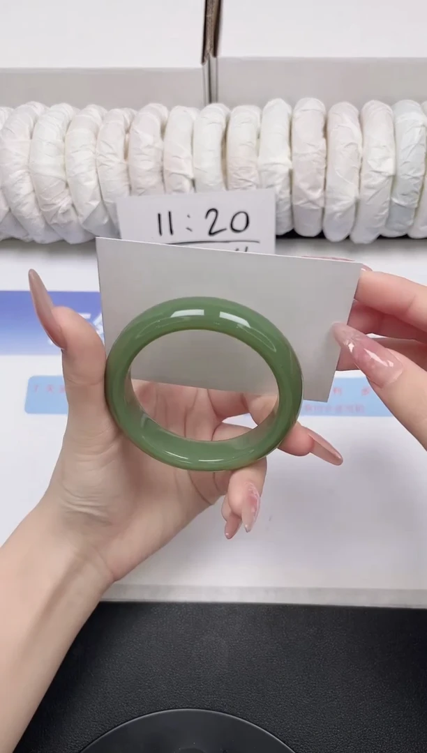 未镶嵌手镯石英质玉01-54