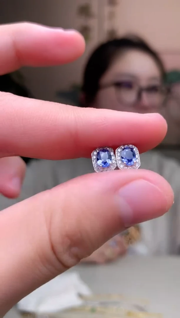 耳饰蓝宝石银S925镶嵌耳饰