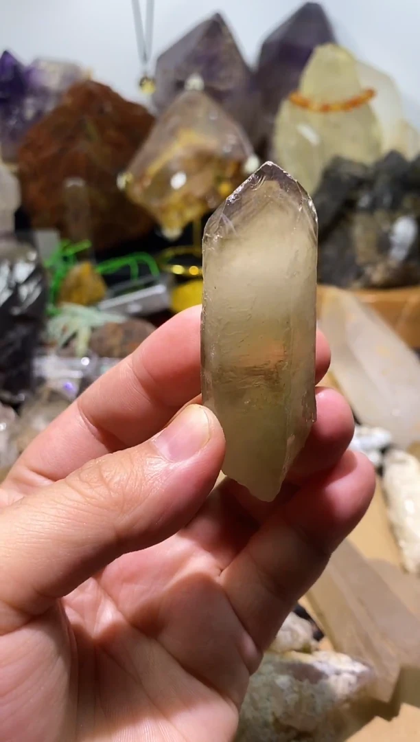水晶珠宝半成品未镶嵌87号绿水晶+千层隐山