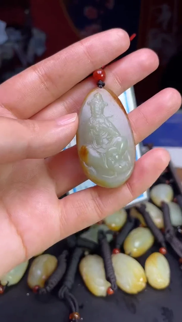 颈饰未镶嵌和田玉123