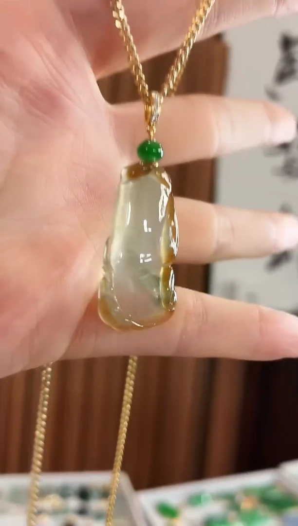 吊坠(不含链)18K金镶嵌翡翠吊坠