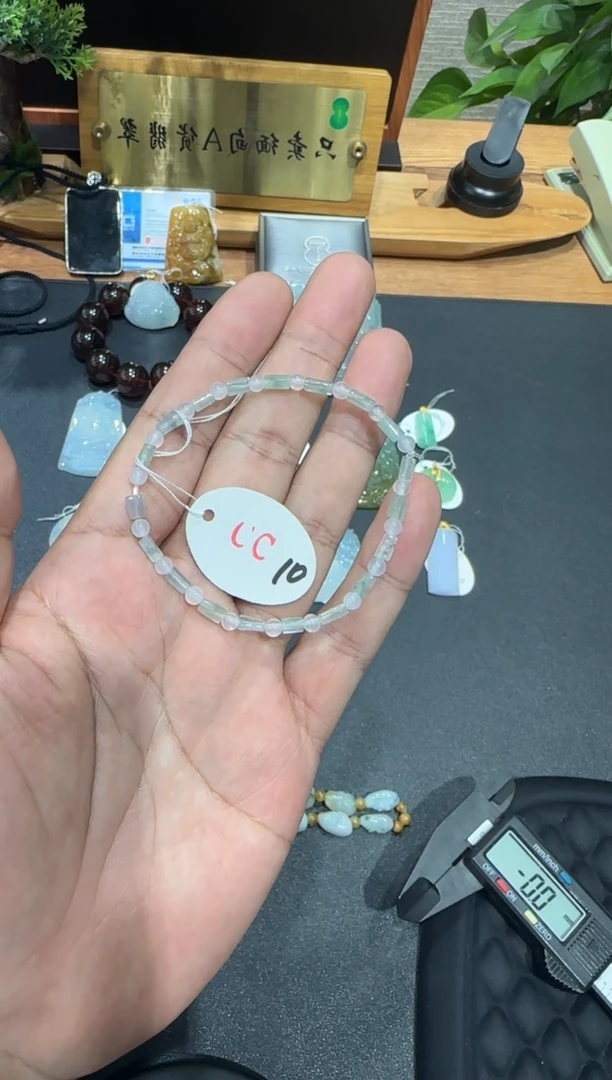 未镶嵌挂件翡翠A货翡翠多样性一件