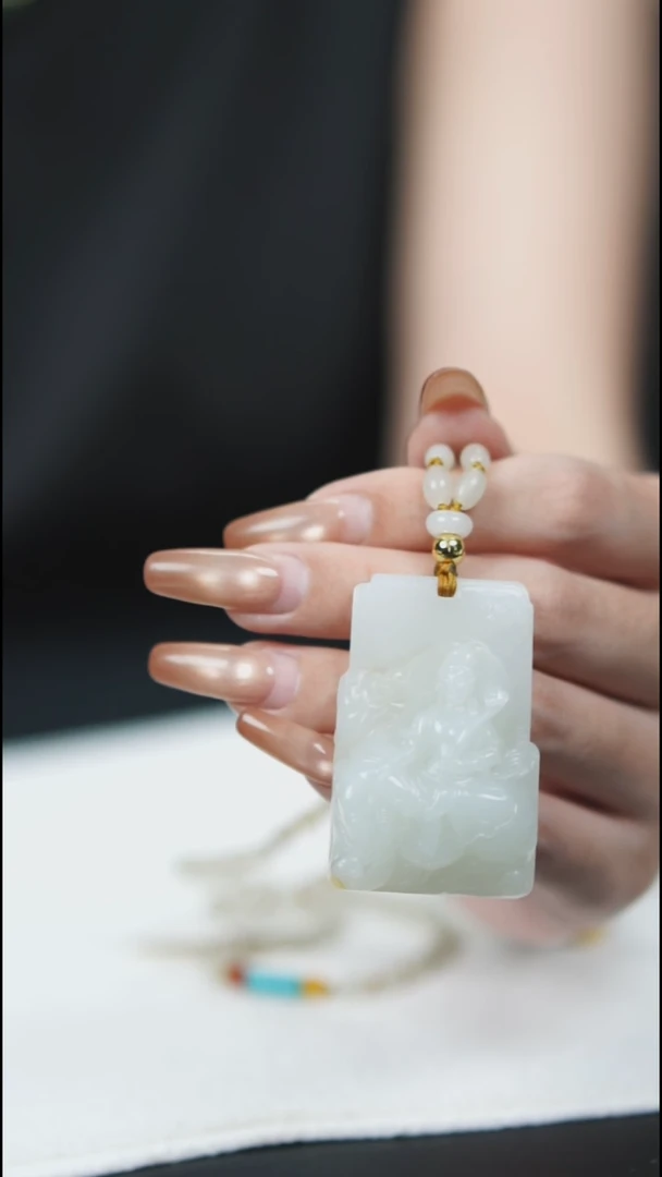 吊坠(赠链)未镶嵌和田玉(籽）HA00200 白玉观音 大师作