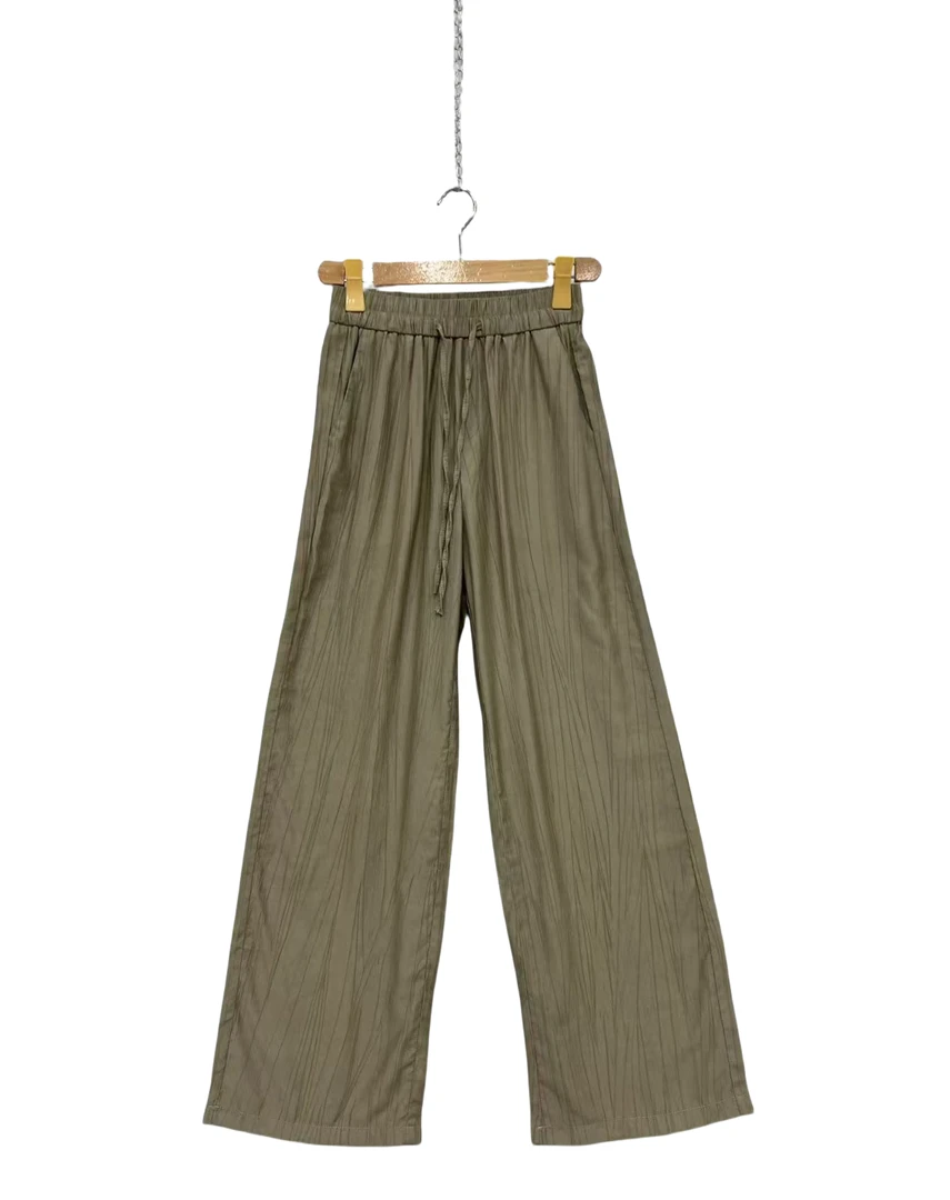 6557    纯色  时尚   百搭  简约  休闲裤