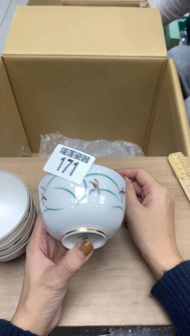 瓷片隆莲瓷器欢迎大家