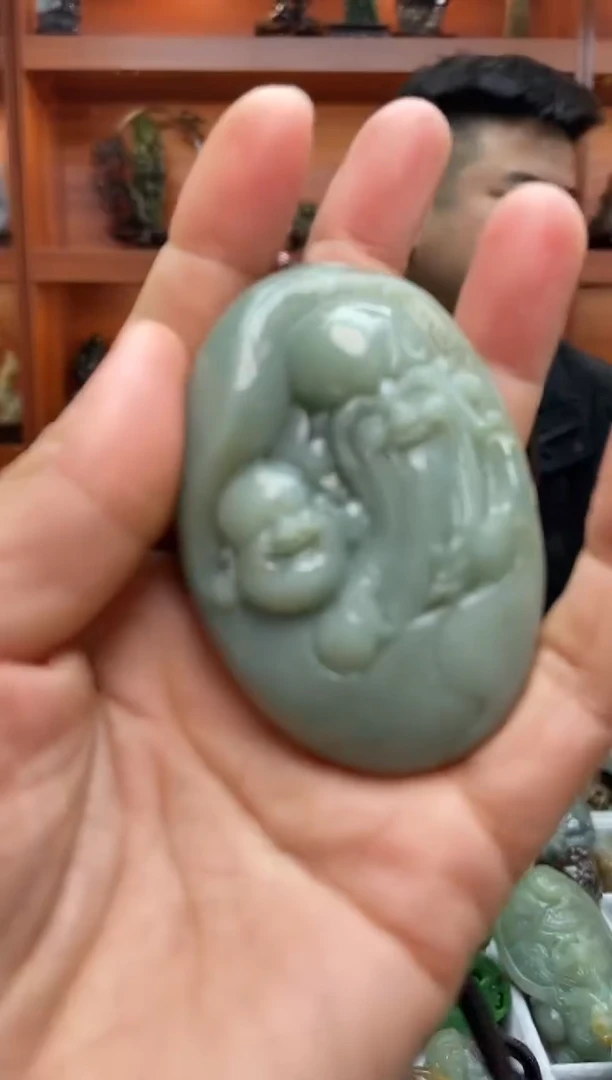 未镶嵌和田玉把件1