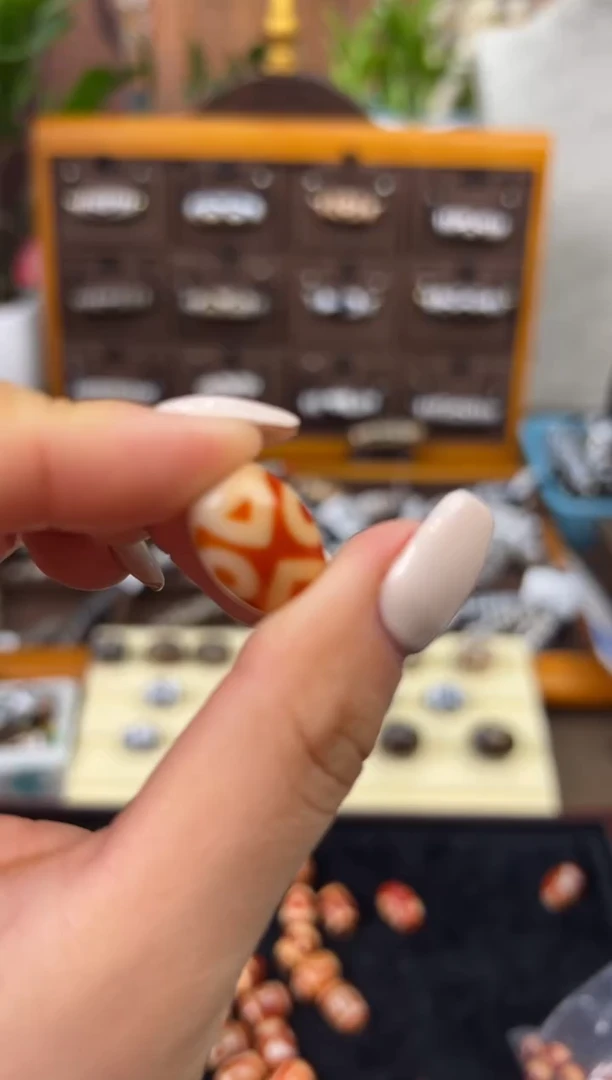 【闪购商品】玛瑙/玉髓吊坠(不含链)未镶嵌15.微瑕