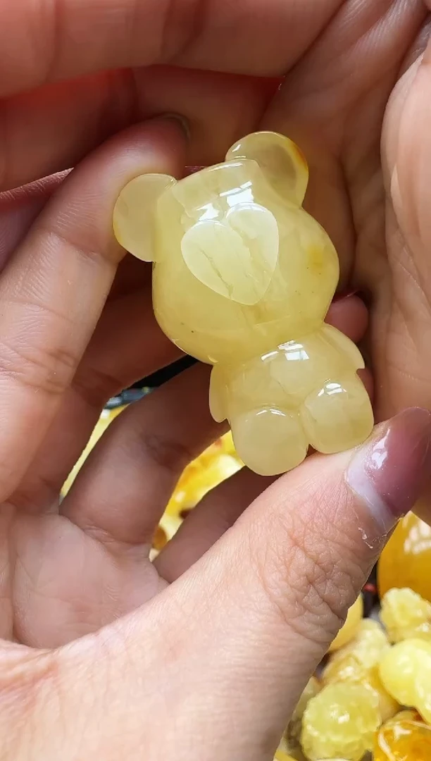 【闪购商品】琥珀裸石未镶嵌挂坠