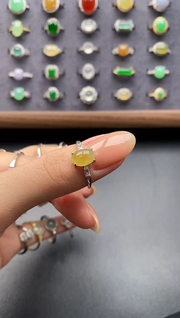 银S925镶嵌戒指翡翠一物一证一礼盒