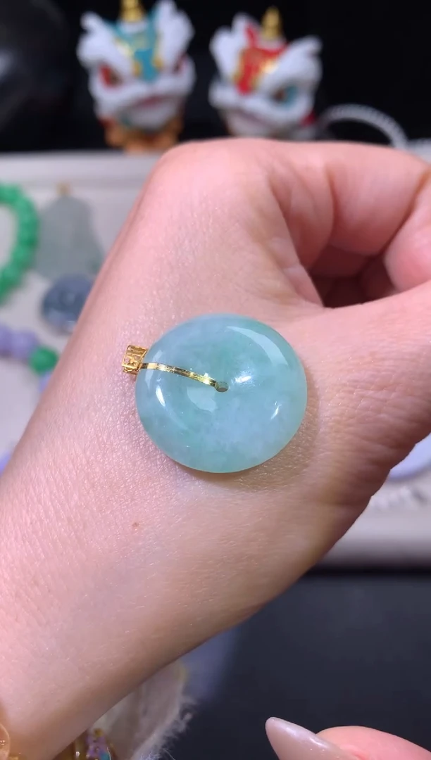 吊坠(不含链)18K金镶嵌翡翠翡翠·