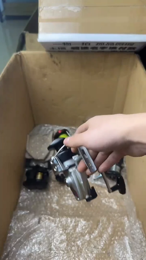 海微瑕钓鱼轮，直播间讲解为准，看清楚再拍，如有拆卸不退换