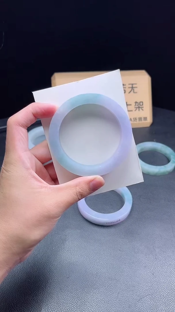 未镶嵌手镯定制翡翠小*定制