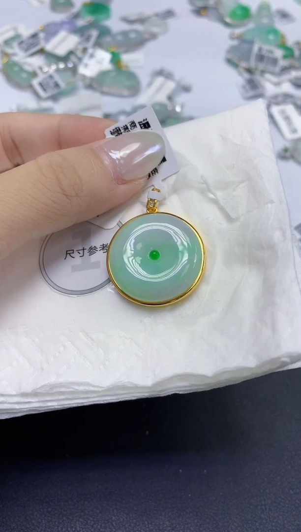 颈饰未镶嵌翡翠天然缅甸翡翠A货百元以上9元证书费自理