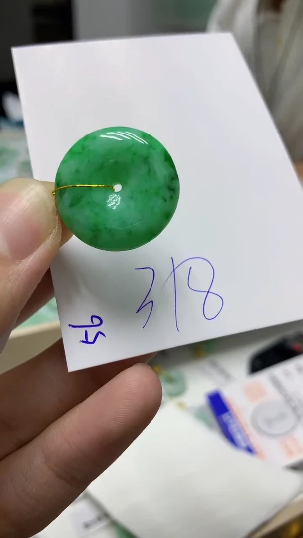 颈饰未镶嵌翡翠缅甸A货翡翠