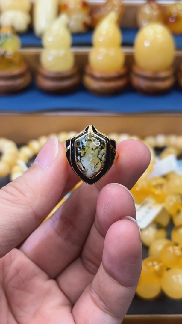 银S925镀金镶嵌蜜蜡戒指p43特价大漏925银镶蜜蜡戒指 6.7克