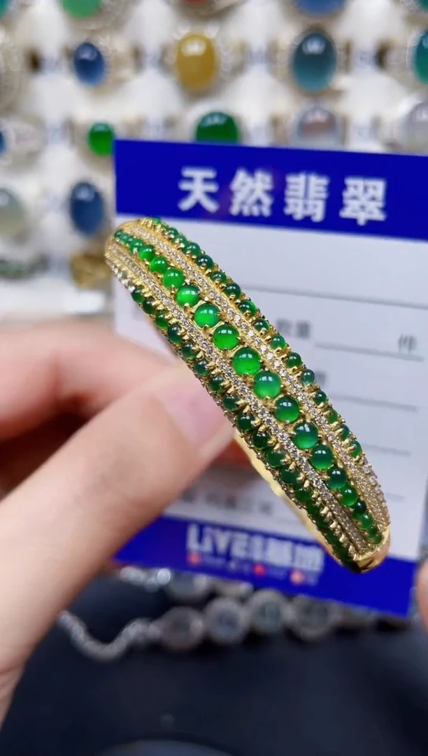 银S925镶嵌手镯翡翠300