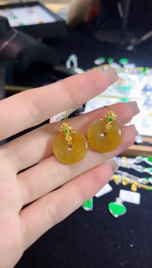 翡翠18K金镶嵌吊坠(不含链)YX多样性发其一