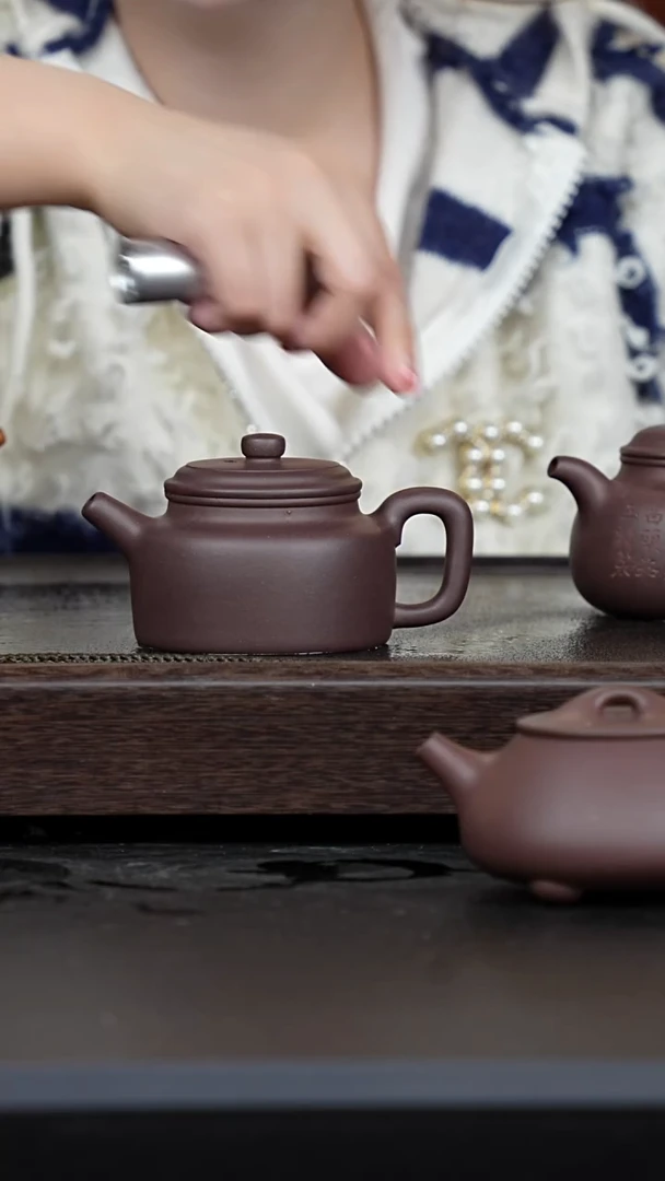 【闪购商品】紫砂茶壶四号井底槽青德钟