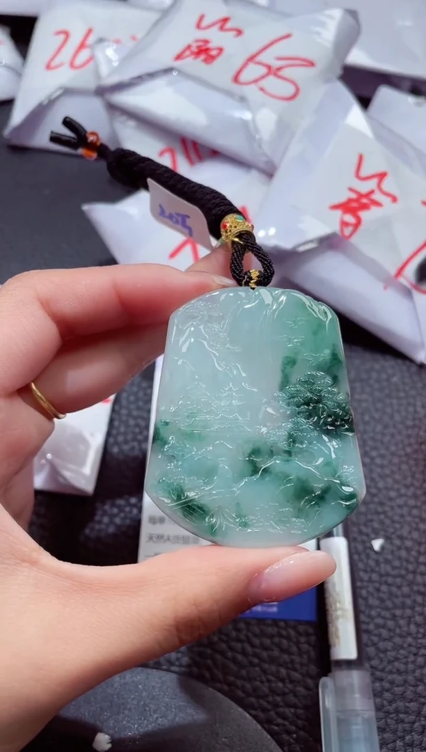 颈饰未镶嵌翡翠511