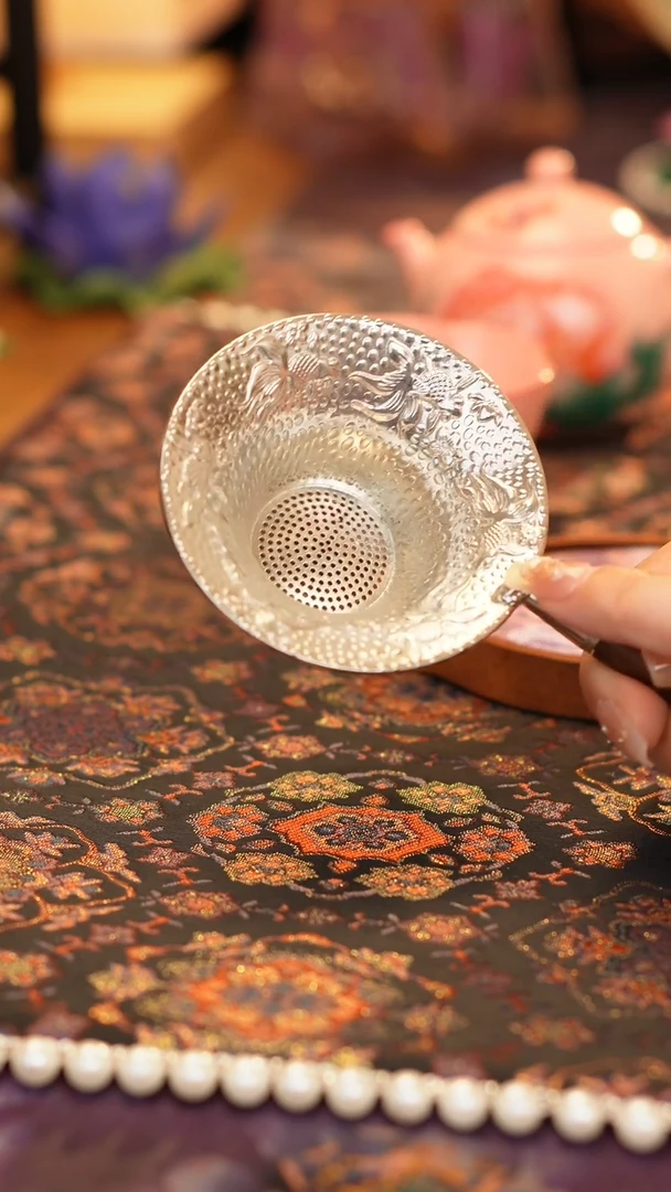 锦鲤茶漏·········