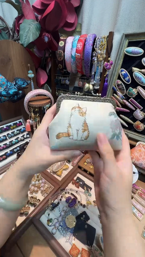 A****默【孤品车11.21】三马猫咪零钱包卡包