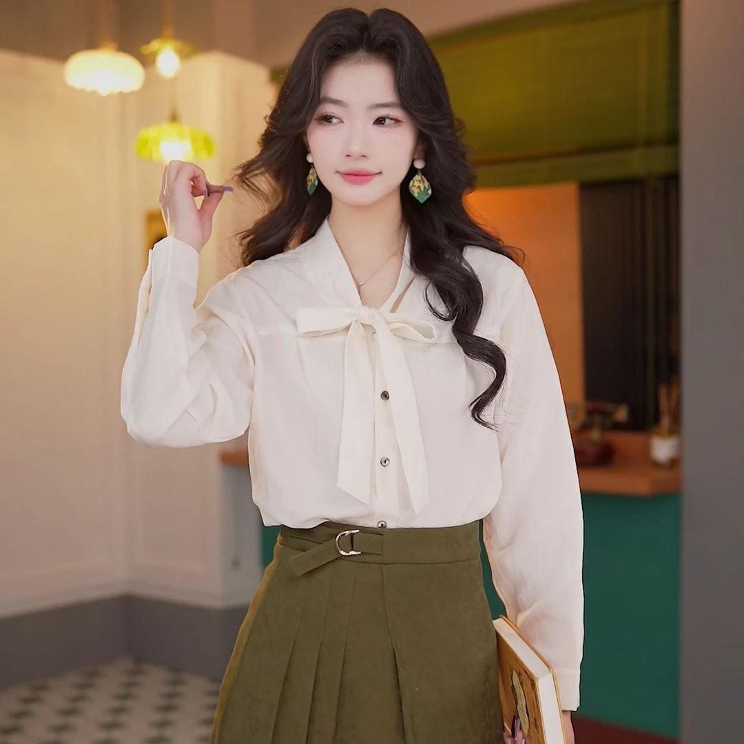 丁佳欣【愿与愁】港风复古纯色衬衫女宽松显瘦上衣D225040