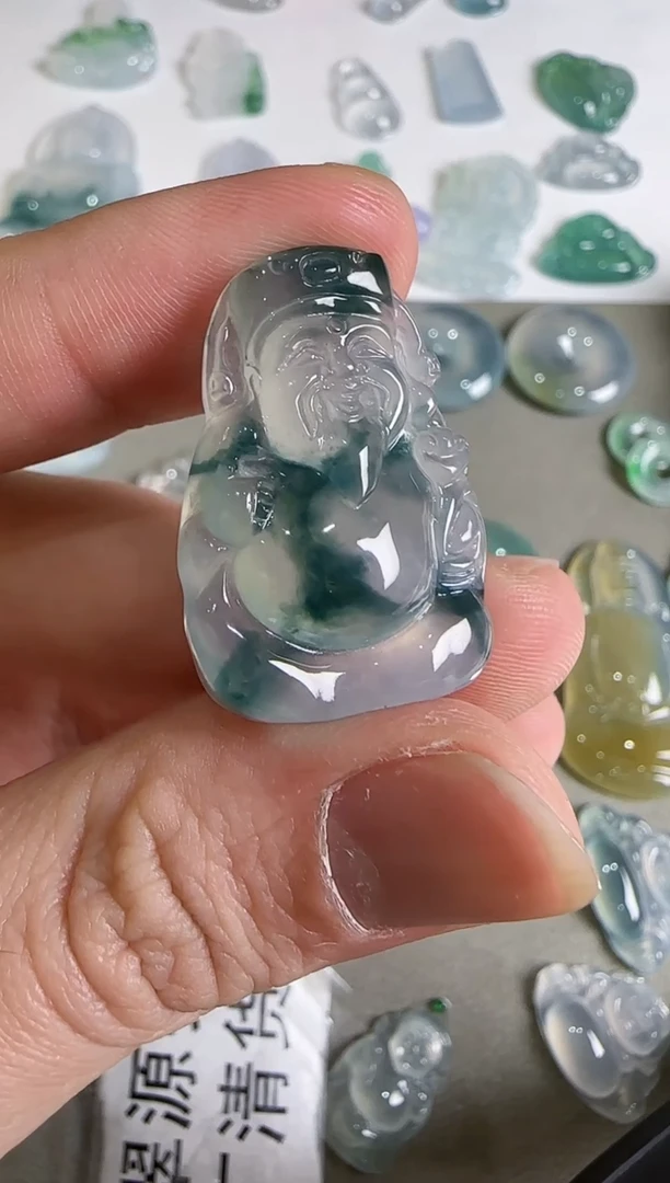 吊坠(不含链)未镶嵌翡翠.