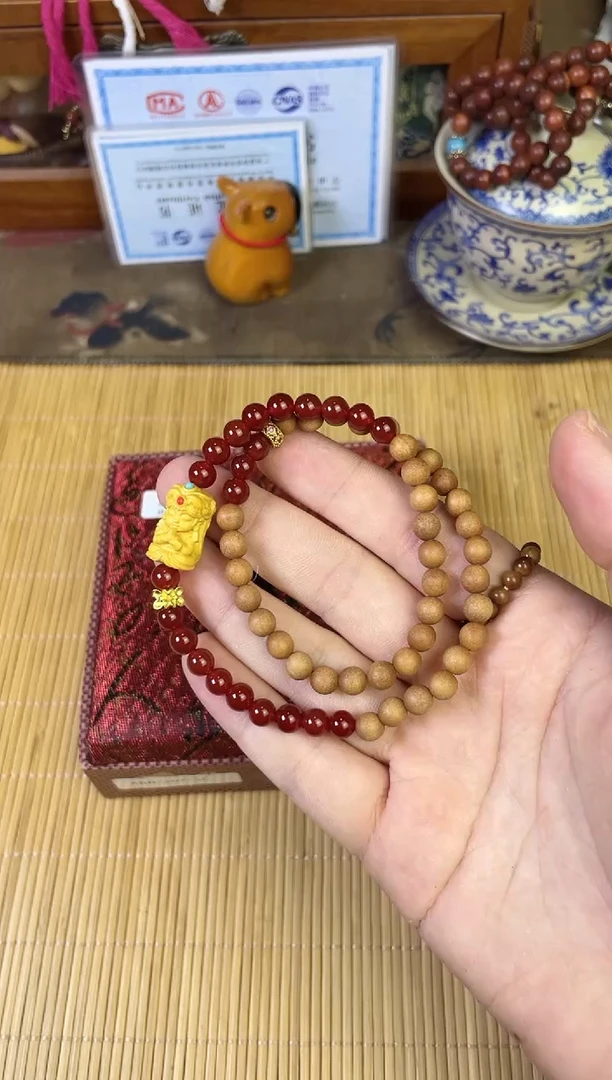 非洲檀香手串/手链菩提木质玉石手串/多发性其一/不带盒子