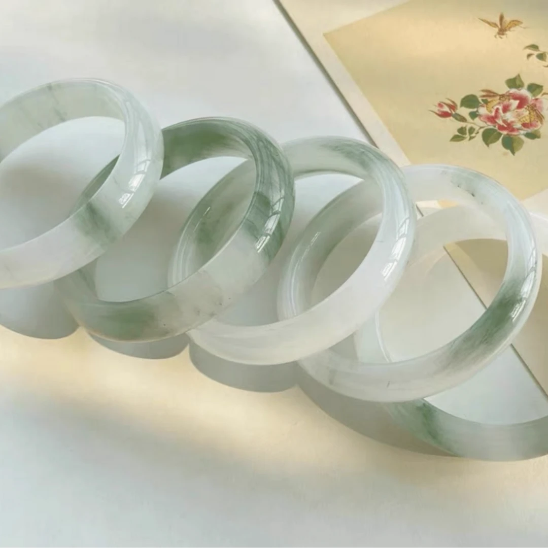 手镯女性百搭精美款多样式发货