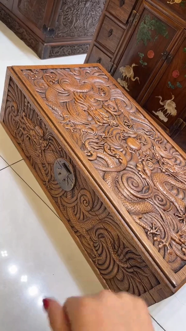 【闪购商品】贡木双龙戏珠雕刻首饰箱