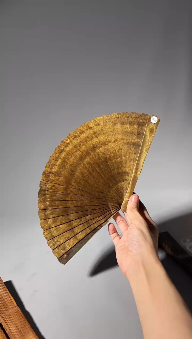 其他楠木（金丝楠）茶**。783号18cm乌木金丝楠小叶桢楠扇子