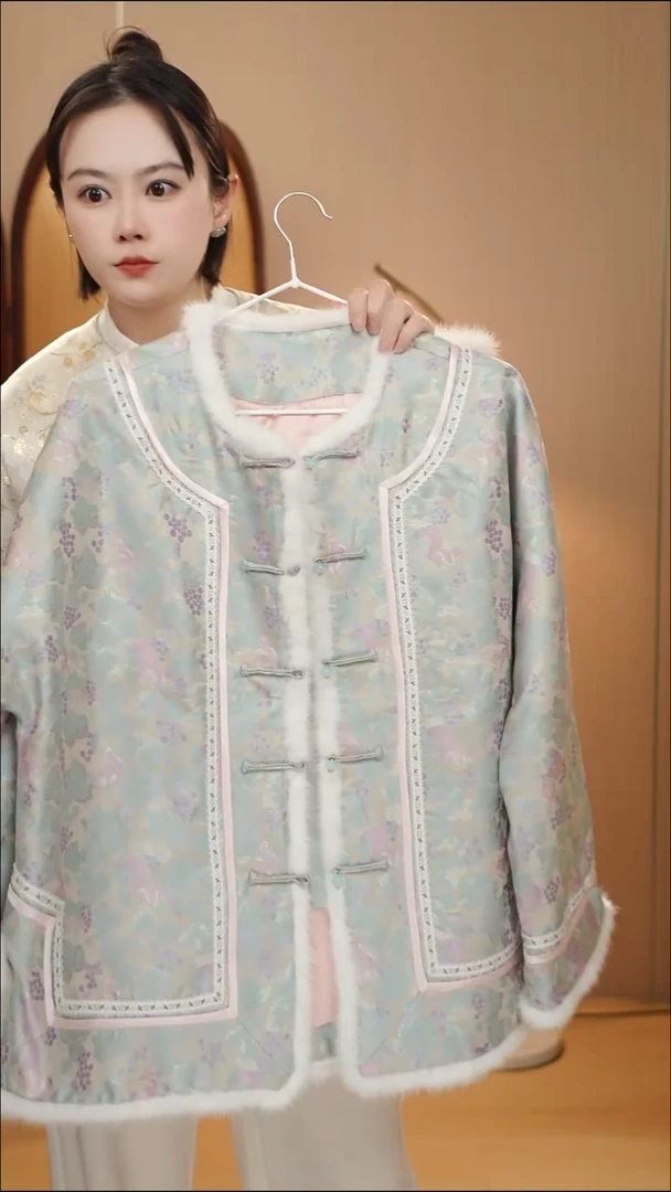 紫葡萄夹棉外套