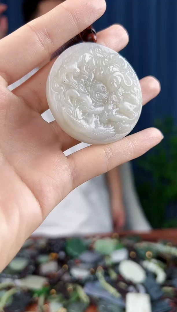 未镶嵌和田玉挂件拍一发一,多样性发货