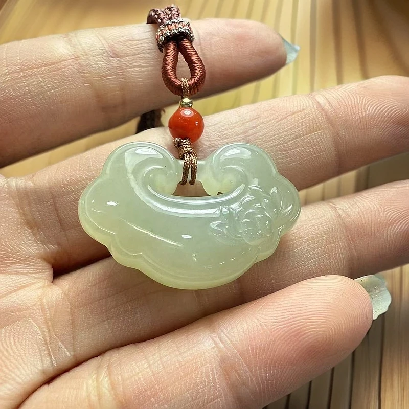 和田玉如意20*30*9.5=199