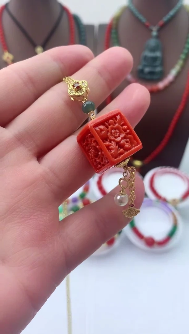 【闪购商品】翡翠颈饰14K金镶嵌D274吊坠