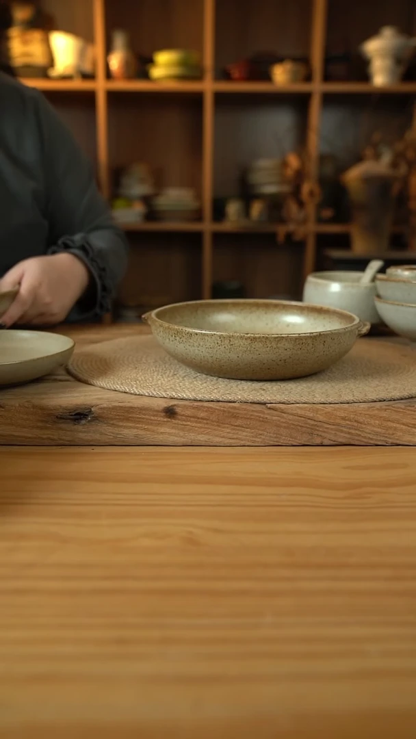 奶奶系列的8英寸双耳盘1个