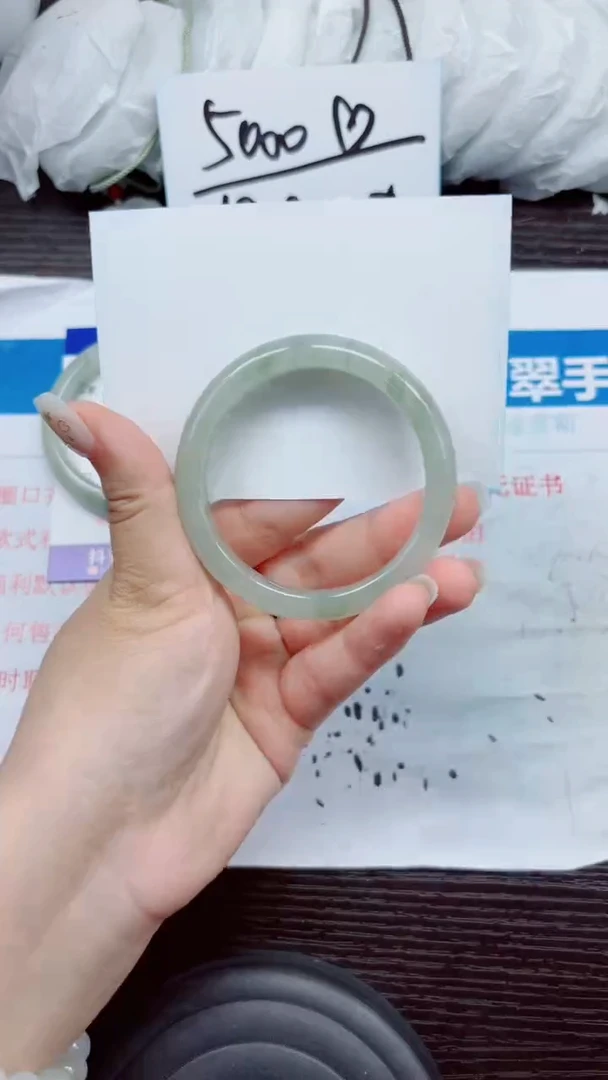 石英质玉手镯未镶嵌A107-52.53